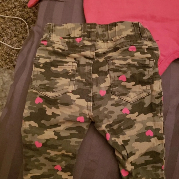 2 pC. outfit - Picture 2 of 3